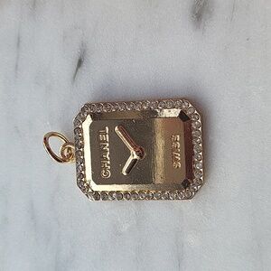 Luxury Zipper Pull Pendant